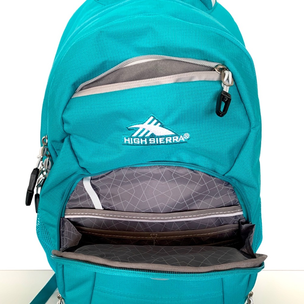High Sierra backpack - Picture 5 of 8